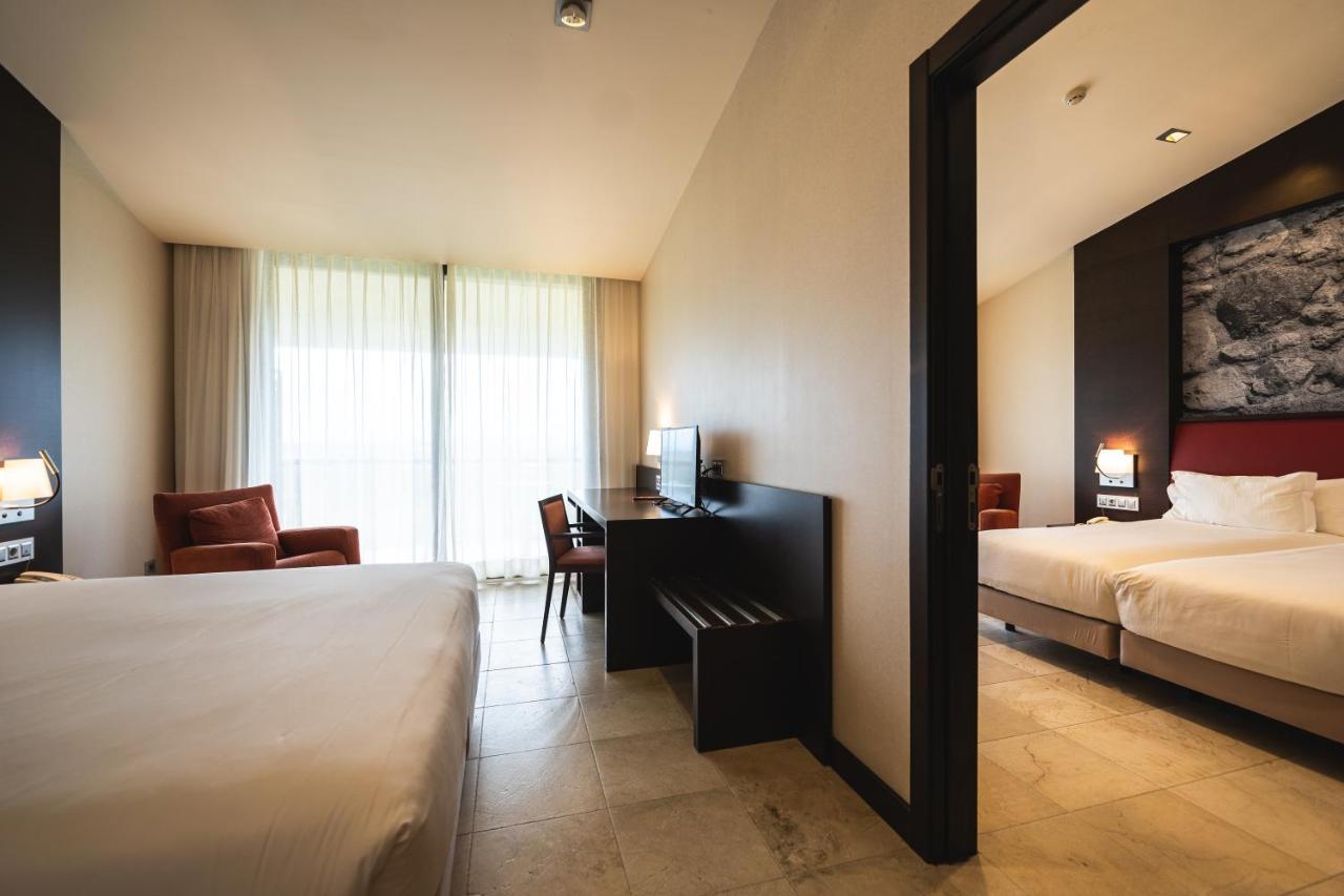 Hotel Mas Sola سانتا كولوما دي فارنرس المظهر الخارجي الصورة